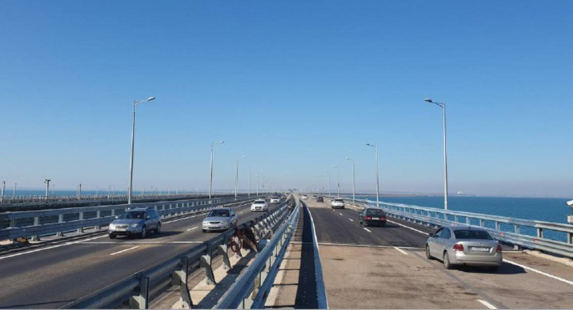 Коммерсант: Крымский мост подорвали твёрдым ракетным топливом